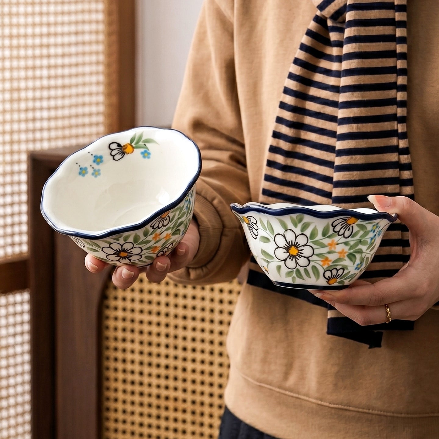 HongDian White Daisy Pattern Dinnerware,Cup Bowl Plate,with Double Handles,Hand Painted Craft,Premium Porcelain,400/280/1000ml 14/10/34 oz,White Green Blue,SGS Tested Underglaze Fade Resistant,Microwave Dishwasher Oven Sterilizer Safe,Home Gift