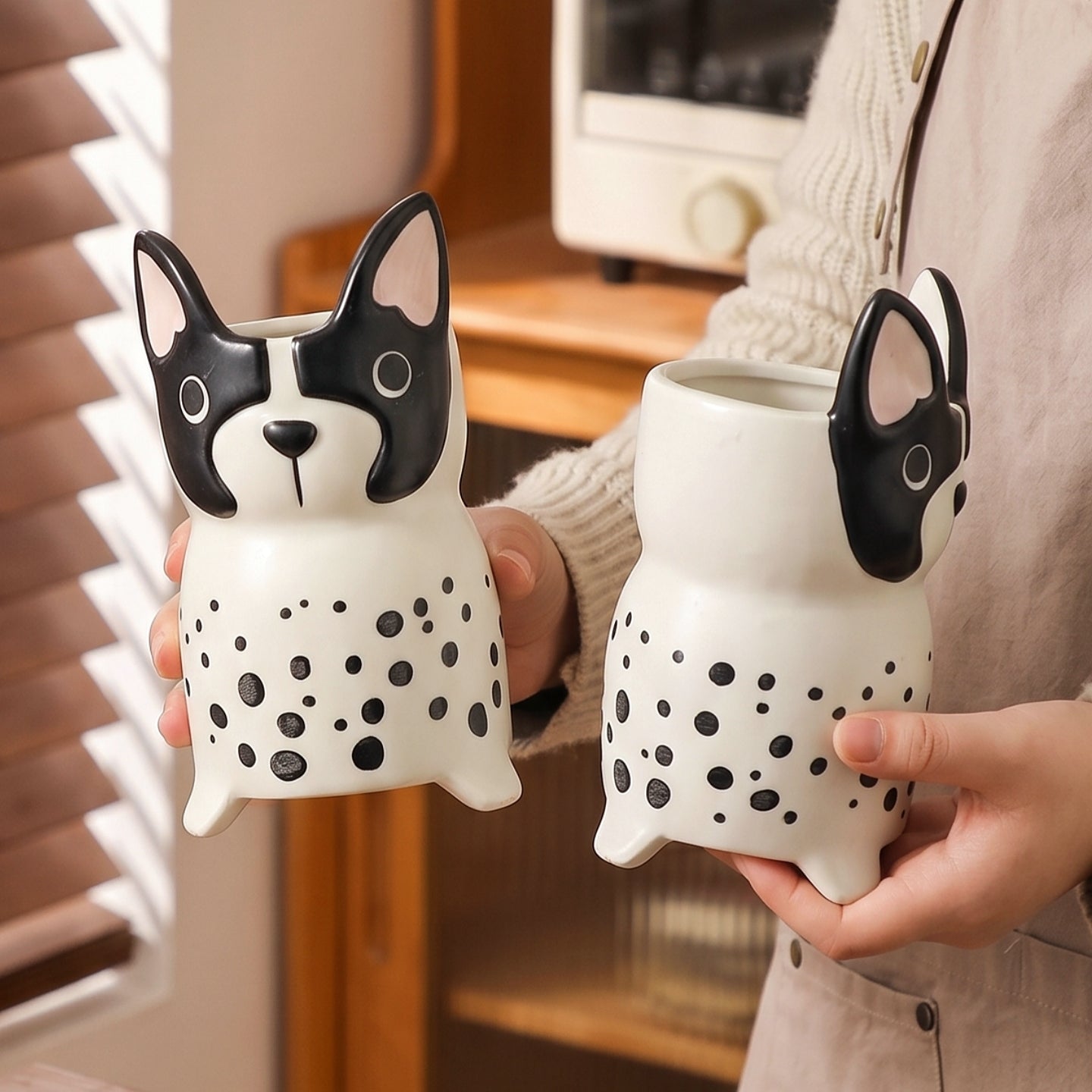 HongDian Spotted Dog Ceramic Utensil Holder,Kitchen Cutlery Flatware Caddy,Fork Spoon Chopstick Drain Holder,Bathroom Toothbrush Organizer,Black White,Premium Ceramic,Drain Hole Base,SGS Tested Underglaze Fade Resistant,Dishwasher Sterilizer Safe
