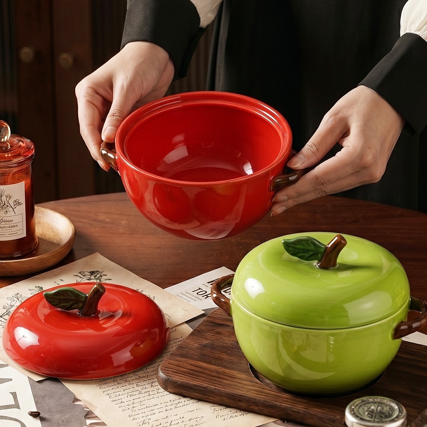 HongDian Red Green Apple Lidded Soup Bowl,Double Handle Ceramic Pot,Hand Painted Craft,Premium Porcelain,8/7.5 in,1650/800ml 56/27 oz,SGS Tested Underglaze Fade Resistant,Microwave Dishwasher Oven Sterilizer Safe,Soup Stew Baby Food Family