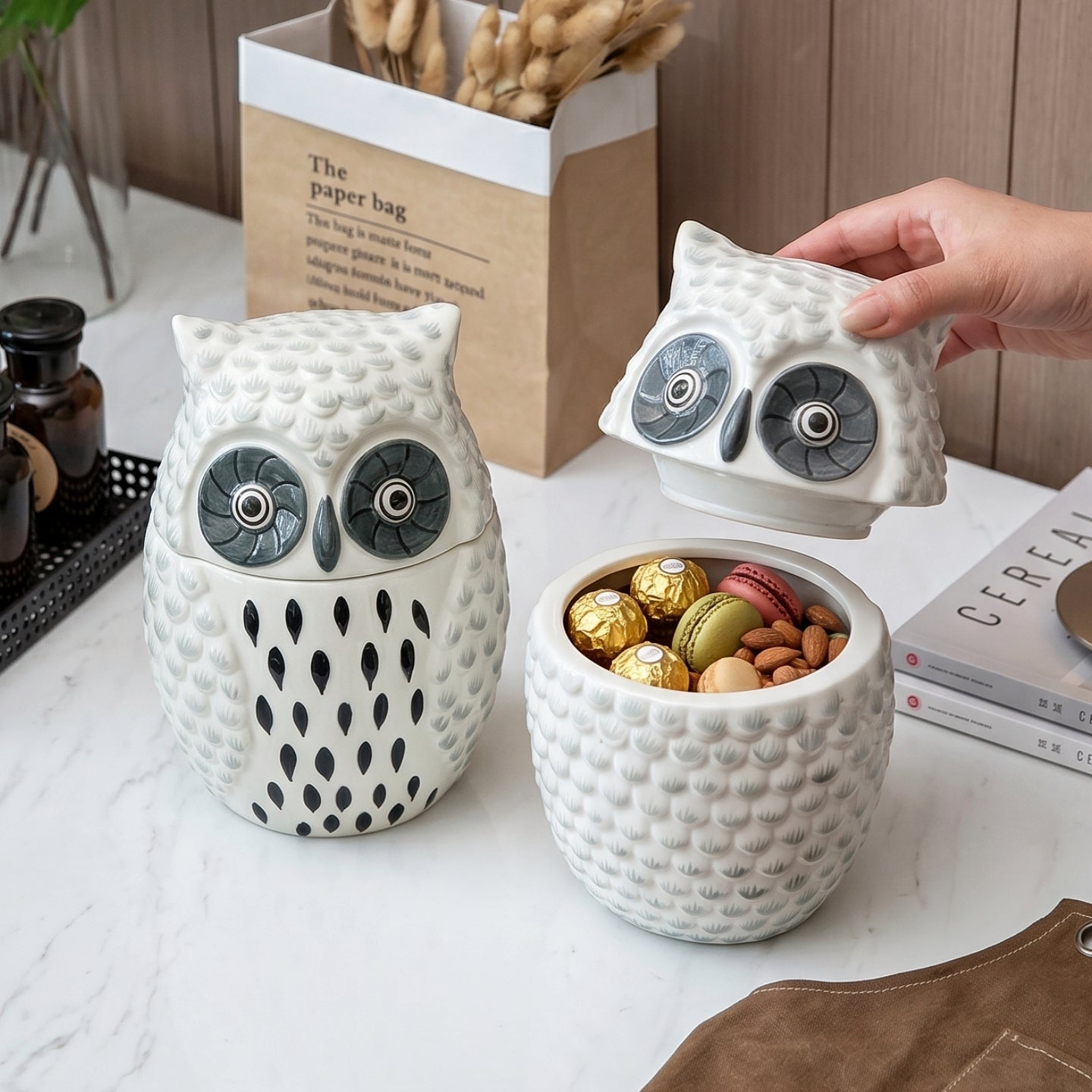 HongDian White Owl Shaped Ceramic Mug,Cute Animal Coffee Tea Cup with Handle,4.28/4.68/3.04 in,Premium Ceramic,SGS Tested Underglaze Fade Resistant,Microwave Dishwasher Sterilizer Safe,Milk Coffee Tea Breakfast Use Office Desk Decor Gift