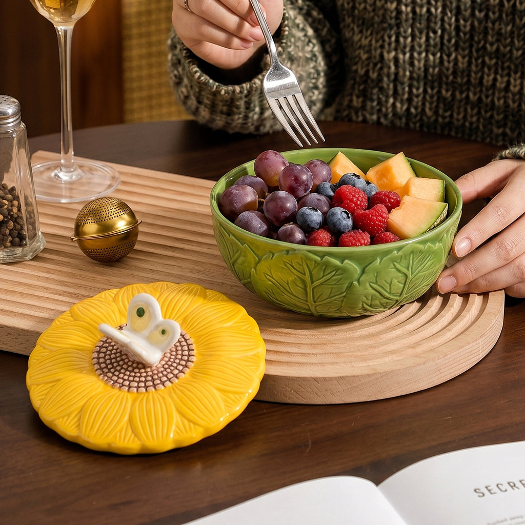 HongDian Sunflower Butterfly Lidded Bowl,550ml 19 oz Ceramic Serving Dish,Yellow Green Flower Lid with Butterfly Handle,Premium Ceramic,Leaf Relief Texture,Microwave Dishwasher Safe,For Salad Yogurt Snack Dessert,Kitchen Table Gift Decor