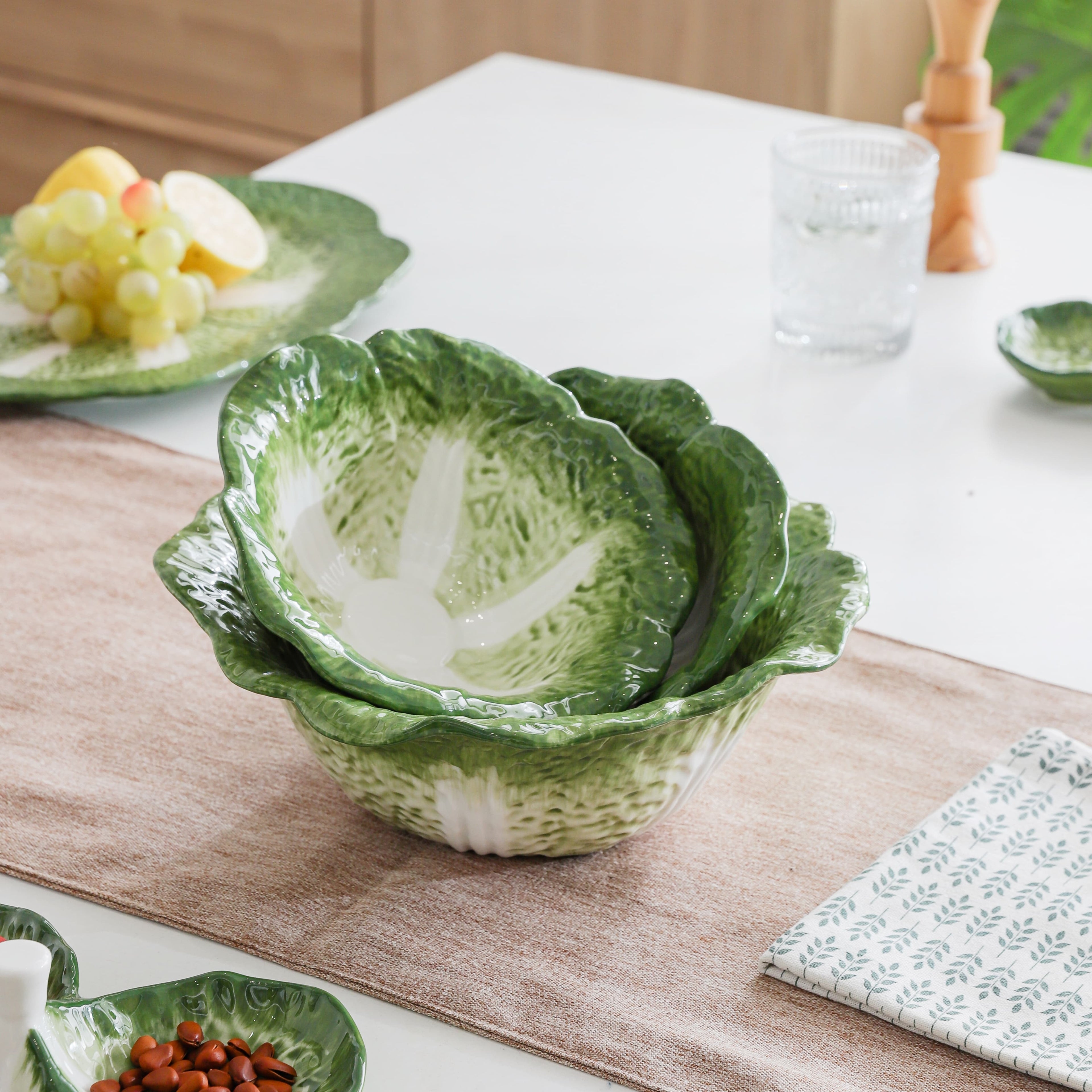 HongDian Green Cabbage Ceramic Bowls Plates, Creative Hand Painted Dinnerware, 2 Pack Plates, 5/7.5/10 in 200/580/1500 ml, Premium Ceramic, Mom Baby Friendly, Home Party Gift, Underglaze, Microwave Oven Dishwasher Sterilizer Safe, Salad Soup Fruit Dessert