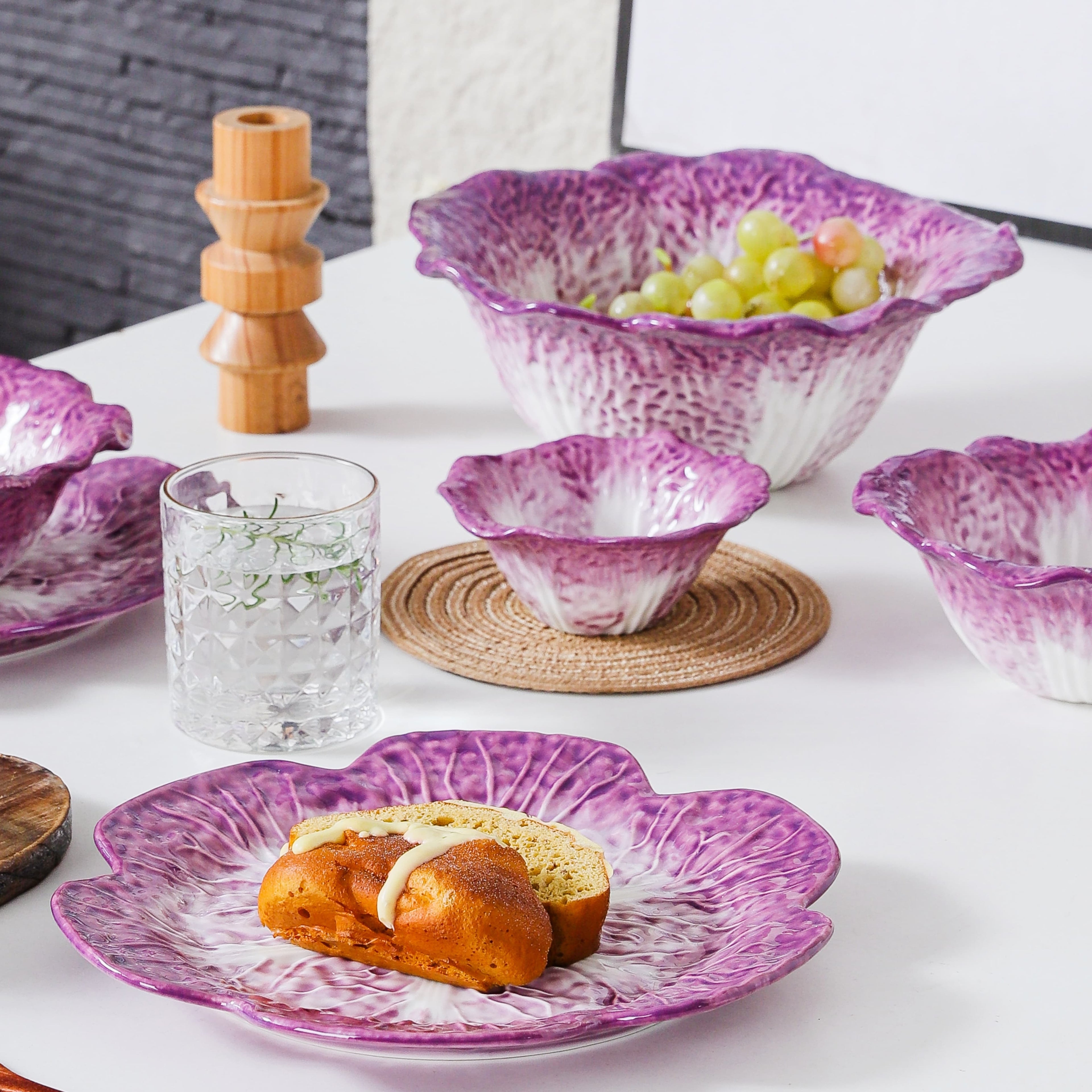 HongDian Purple Cabbage Shaped Dinnerware,Hand Painted Porcelain Bowl Plate 5/7.5/10/14 in,200/500/1500ml 7/17/50 oz,Purple White,SGS Tested Underglaze Fade Resistant,Oven Microwave Dishwasher Sterilizer Safe,Home Gift Party