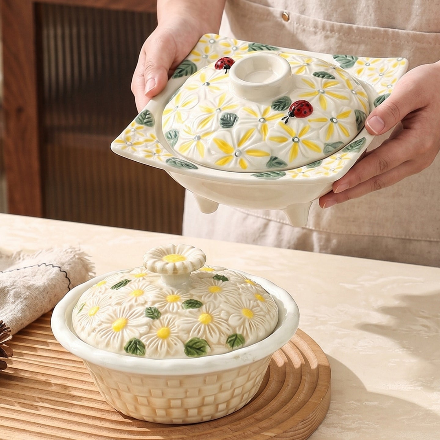 HongDian Daisy Ladybug Covered Bowl Series,Round Square Optional 6 in 280ml 10 oz,Embossed Hand Painted Craft,Premium Porcelain,Ivory Yellow,SGS Tested Underglaze Fade Resistant,Microwave Dishwasher Oven Sterilizer Safe,Meal Serving Table Decor