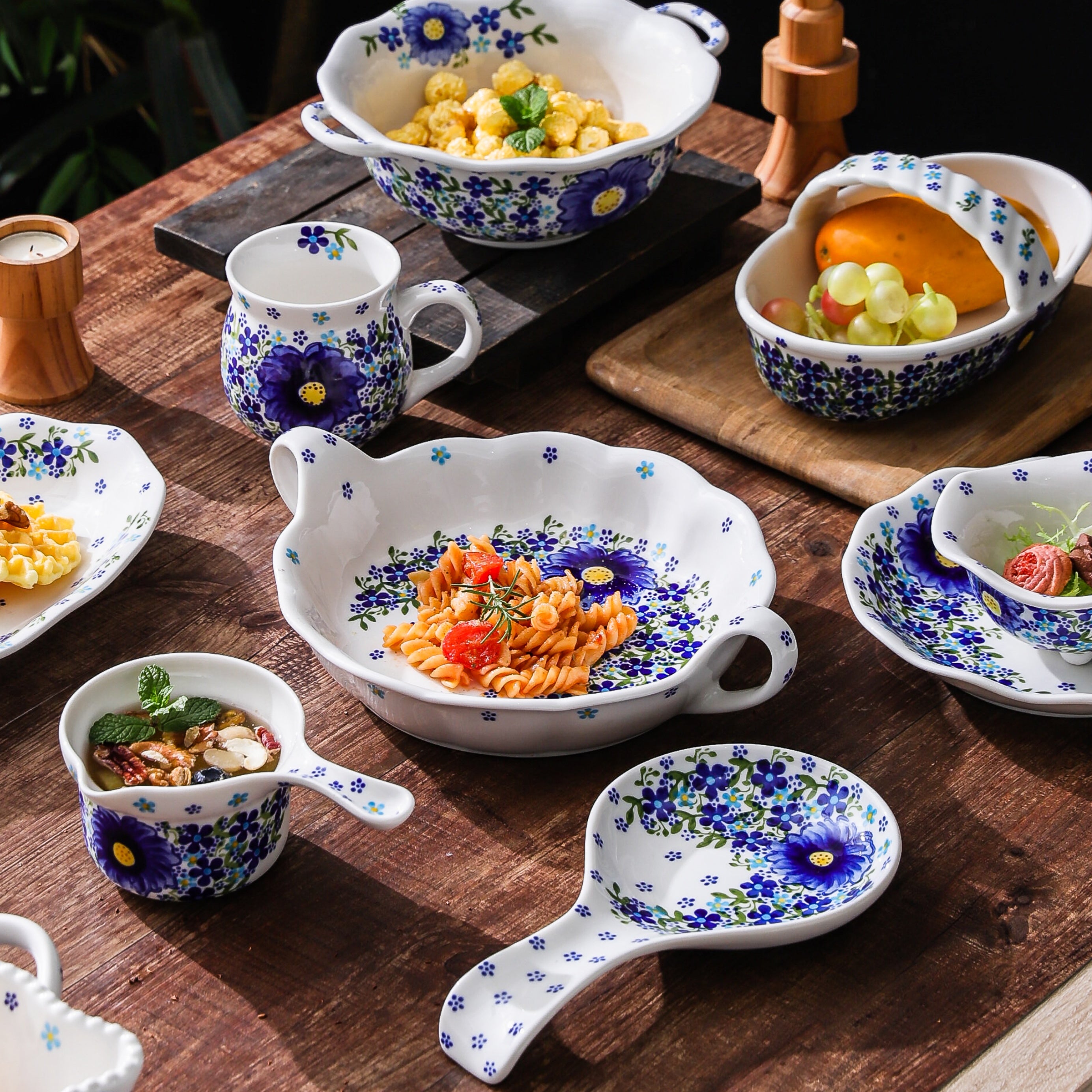 HongDian Blue Floral Tableware Series,Optional Cup Bowl Plate Lidded Casserole,Hand Painted Craft,Premium Porcelain,White Blue Green,SGS Tested Underglaze Fade Resistant,Microwave Dishwasher Oven Sterilizer Safe,Home Gift Party Family All Ages