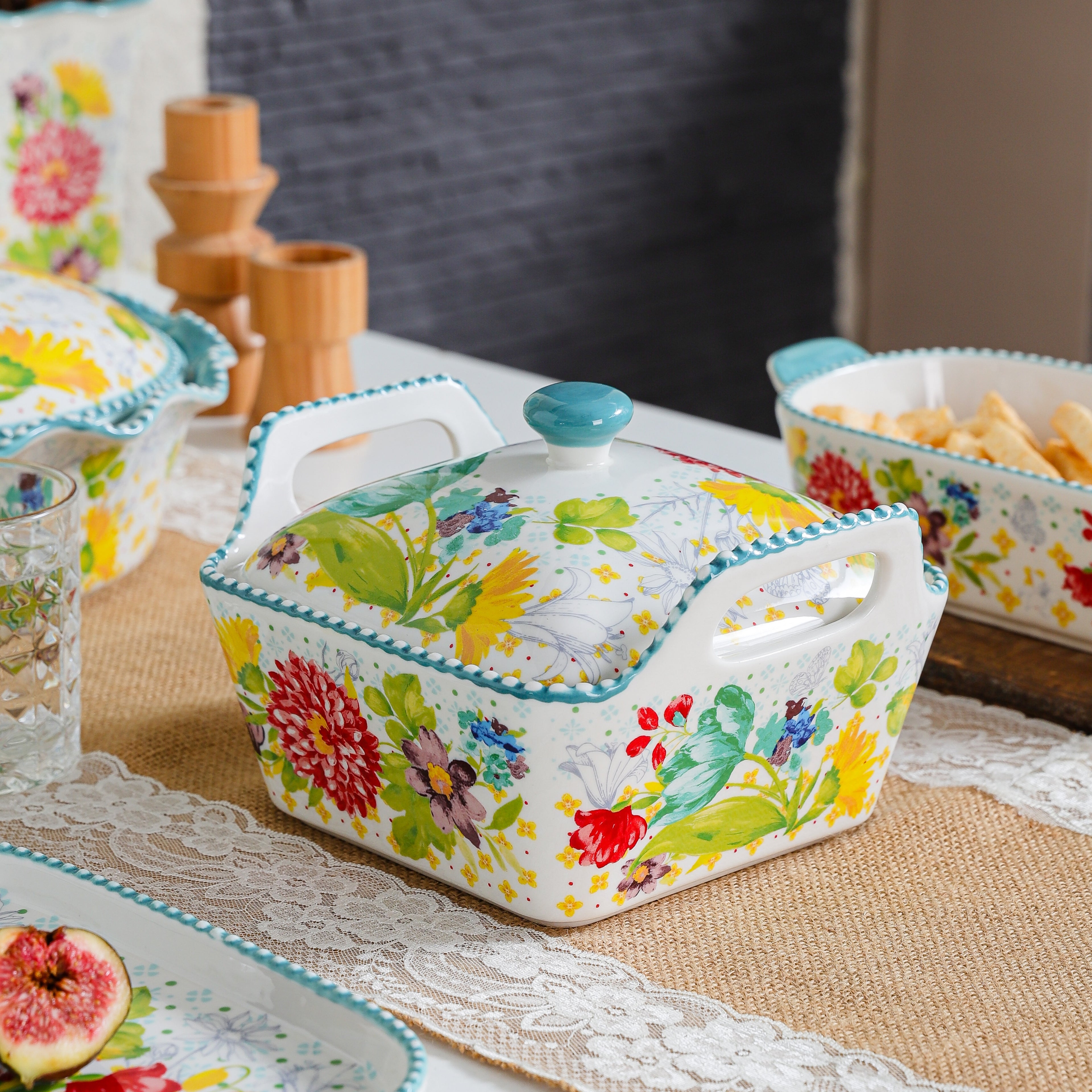 HongDian Blue Floral American Style Tableware Series,Optional Ceramic Bowl Casserole Baking Dish,Scalloped Rim,Premium Ceramic,Blue,Underglaze Non Fading,Microwave Oven Dishwasher Safe,Fruit Dessert Pasta Meal Serving Kitchen Table Decor Gift