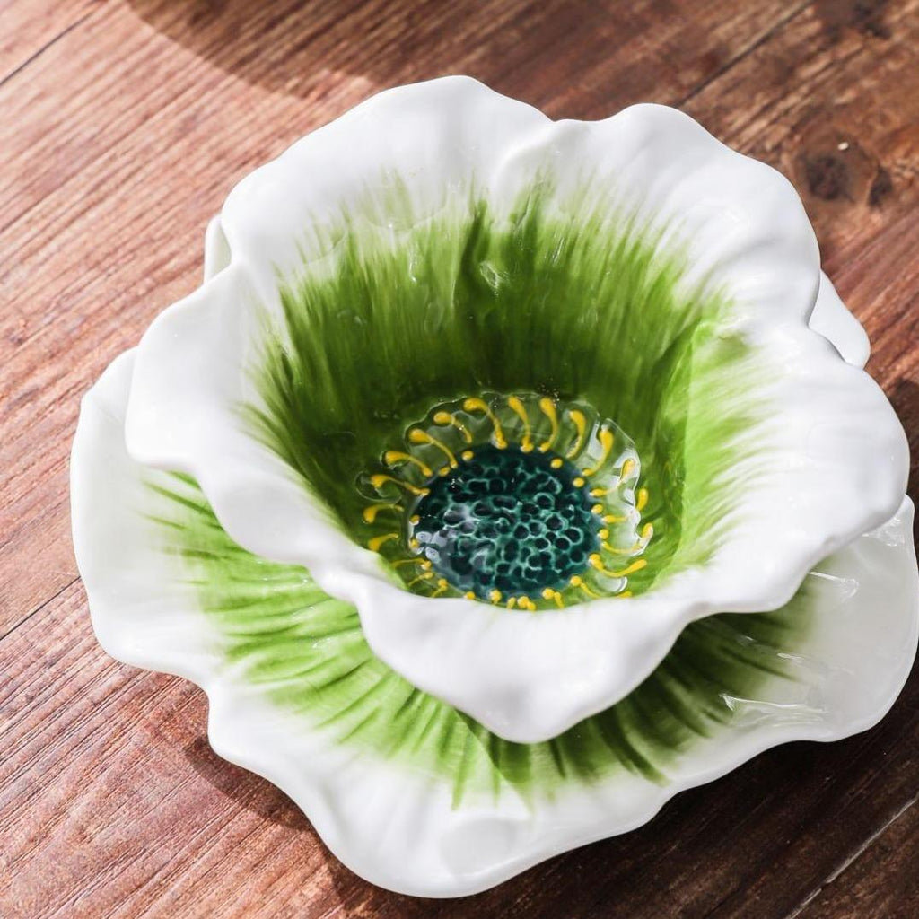 HongDian Magnolia Flower Cup with Saucer,Hand Pinched Hand Painted Porcelain Coffee Tea Cup,6/7 in,220ml 8 oz,Purple Blue Green,SGS Tested Underglaze Fade Resistant,Microwave Dishwasher Oven Sterilizer Safe,Home Gift Party All Ages